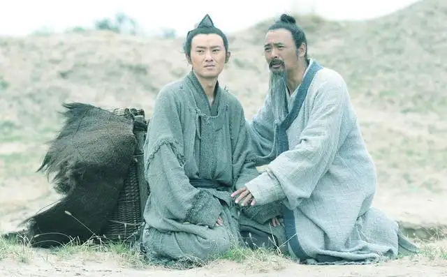 颜回是孔子的学生中年龄最小的一个，为何位列孔门七十二贤之首？